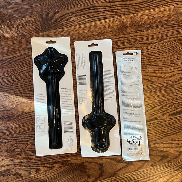 Halloween spooky bundle. Haunted house music NIP CD plus glow items. - Picture 5 of 5